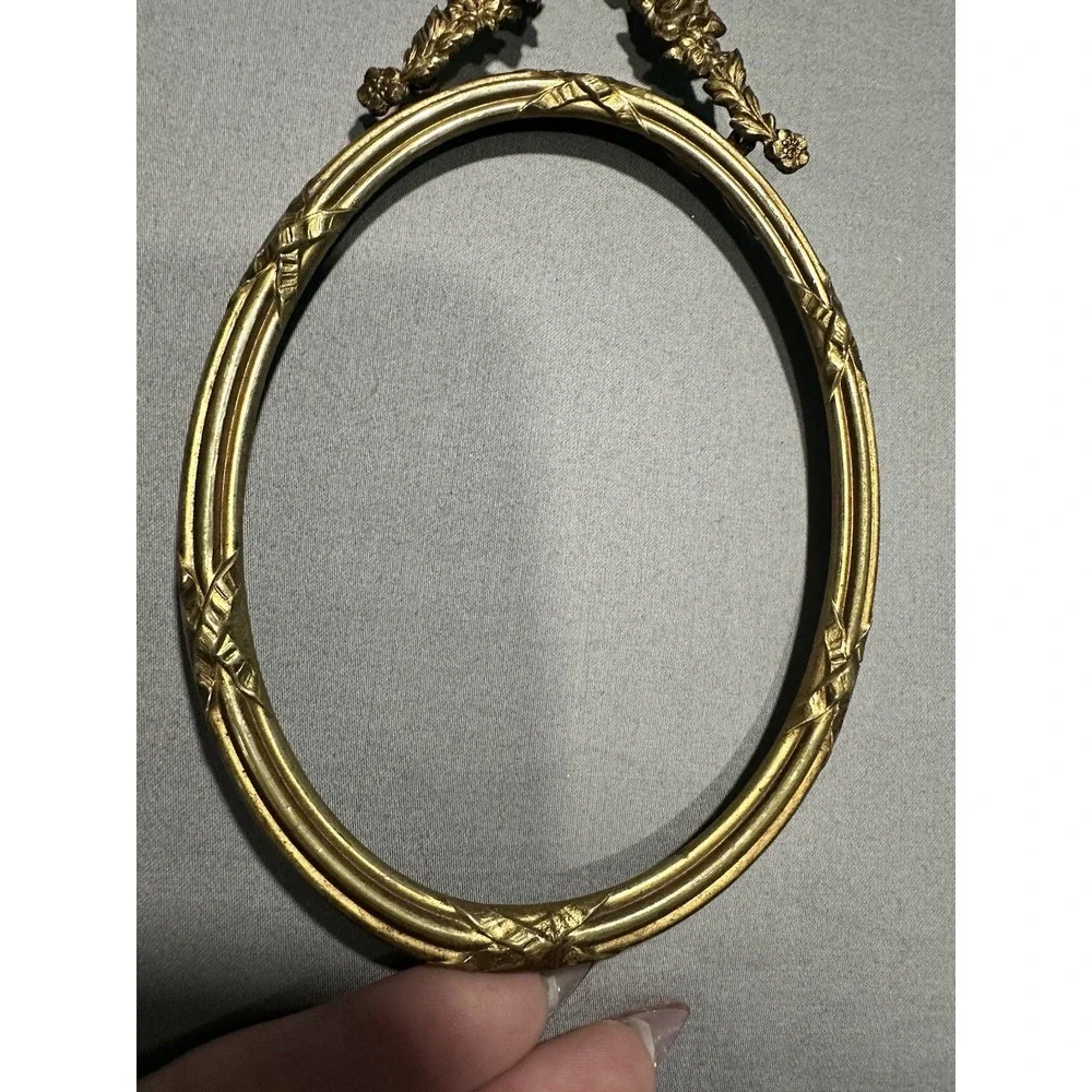 VTG Louis XVI 19th Century Brass Oval Frame Ornate Ribbon